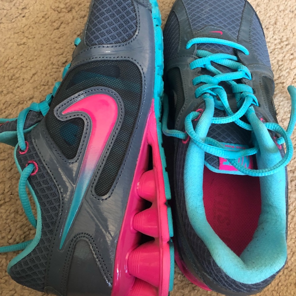 Nike shox